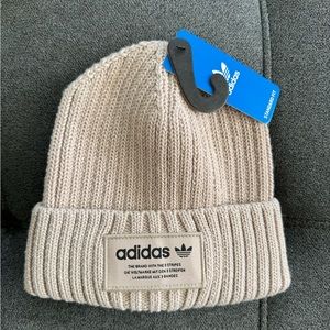 *NEW* Adidas Beanie